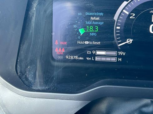 Used 2022 Toyota Tundra Platinum RWD image 43