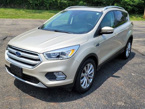 Used 2017 Ford Escape Titanium w/ Equipment Group 301A FWD image 5