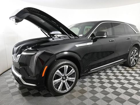 New 2025 Cadillac Escalade IQ Luxury 2 image 38