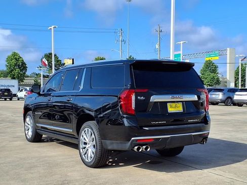 Used 2022 GMC Yukon XL Denali RWD image 23