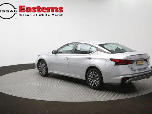 Used 2023 Nissan Altima 2.5 SV w/ SV Premium Package AWD/4WD image 65
