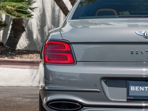 New 2026 Bentley Flying Spur Plug-In Hybrid AWD/4WD image 39