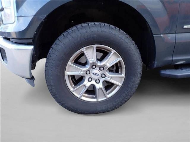 Used 2015 Ford F150 XLT w/ Equipment Group 302A Luxury AWD/4WD image 11