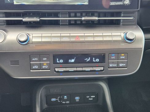 Certified 2025 Hyundai Kona SEL image 17