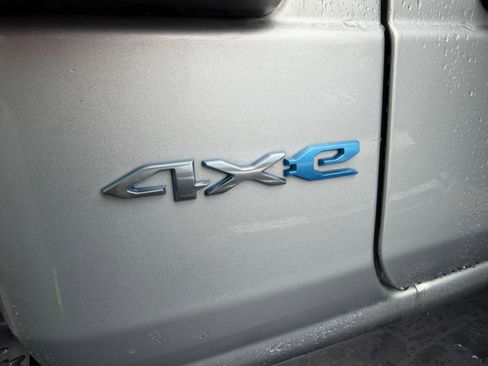 Used 2023 Jeep Wrangler Sahara w/ Cold Weather Group image 49