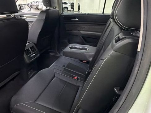 Used 2023 Volkswagen Atlas SEL AWD/4WD image 15