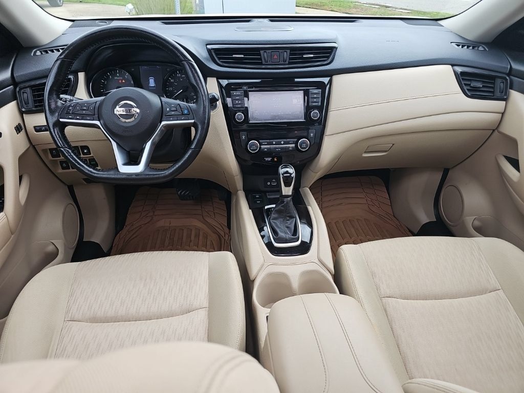 Used 2020 Nissan Rogue SV w/ Sun & Sound Touring Package AWD/4WD image 23
