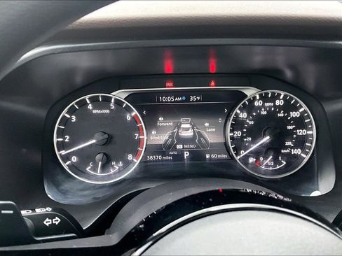 Used 2023 Nissan Rogue SV image 20