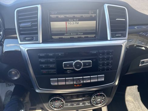 Used 2015 Mercedes-Benz ML 350 4MATIC image 32