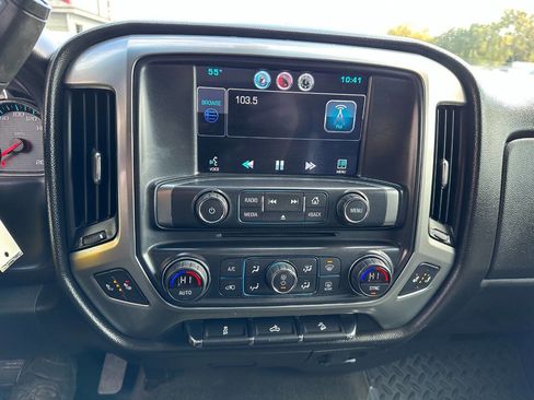 Used 2015 Chevrolet Silverado 1500 LT image 38