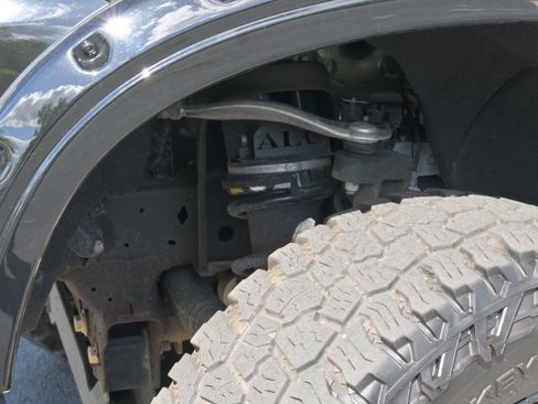 Used 2022 Chevrolet Silverado 1500 RST image 37