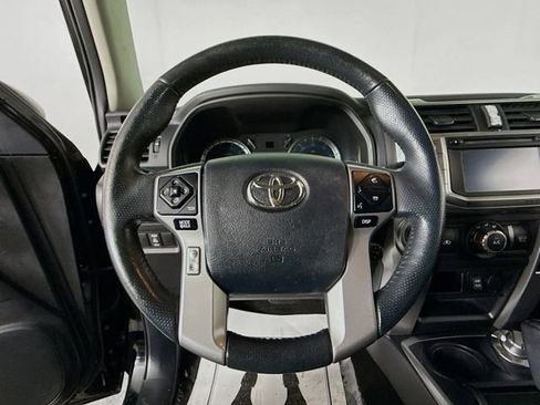Used 2017 Toyota 4Runner SR5 image 11