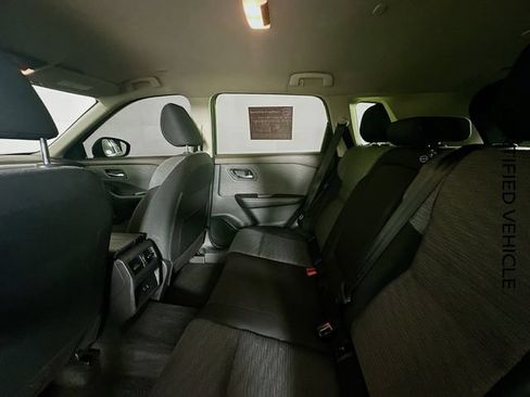 Certified 2023 Nissan Rogue SV FWD image 23