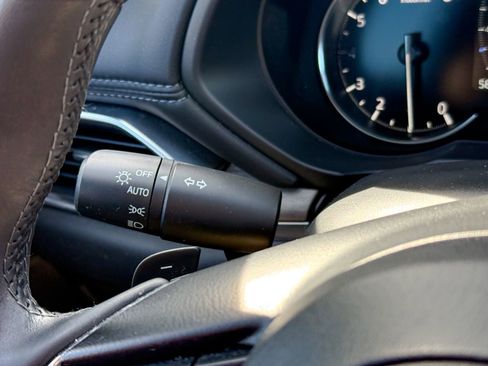 Used 2023 MAZDA CX-5 Signature image 31