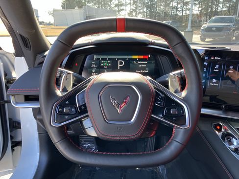 Used 2025 Chevrolet Corvette Stingray Coupe w/ 1LT image 20