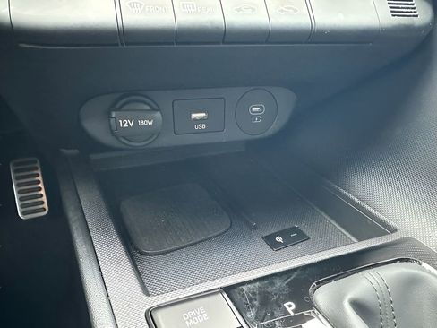 Used 2025 Hyundai Elantra Sport image 21