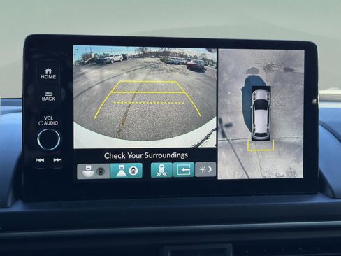 Certified 2025 Honda Pilot Black Edition image 29