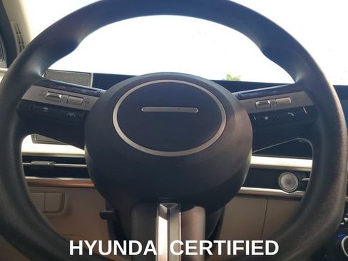 Certified 2025 Hyundai Tucson SEL FWD image 13
