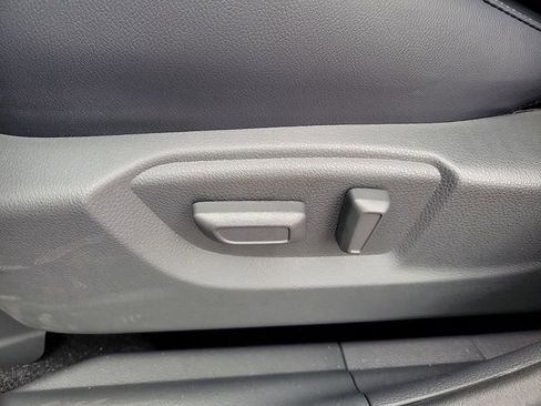 New 2025 Mitsubishi Eclipse Cross SEL image 11