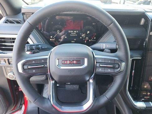 New 2026 GMC Yukon Elevation image 17