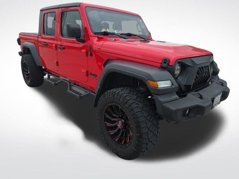 Used 2020 Jeep Gladiator Sport w/ Quick Order Package 24S AWD/4WD image 40