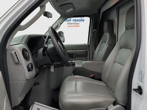 Used 2024 Ford E-450 and Econoline 450 Super Duty w/ Power Windows & Locks Group image 11