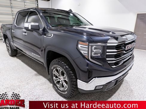 Used 2025 GMC Sierra 1500 SLT AWD/4WD image 6