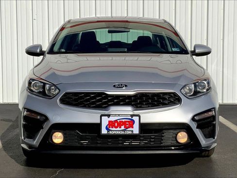 Used 2021 Kia Forte LXS FWD image 3