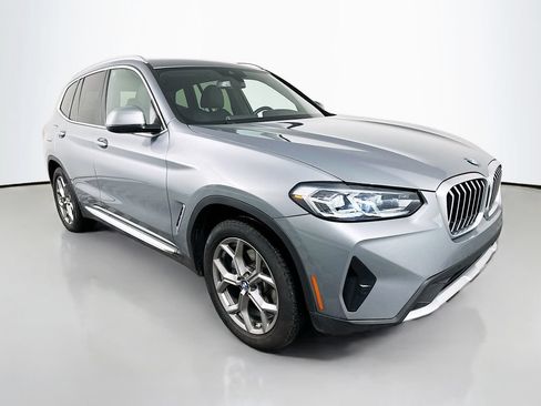 Used 2024 BMW X3 xDrive30i AWD/4WD image 3