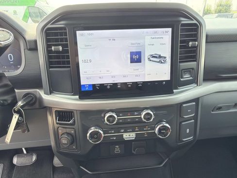 Used 2025 Ford F150 XLT w/ Equipment Group 301A Standard AWD/4WD image 29