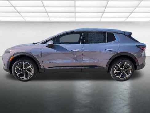 New 2026 Chevrolet Equinox EV LT image 29