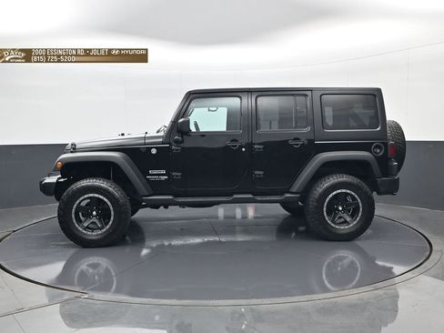 Used 2018 Jeep Wrangler Unlimited Sport S AWD/4WD image 8