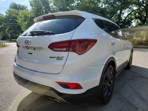 Used 2017 Hyundai Santa Fe Sport w/ Cargo Package FWD image 9