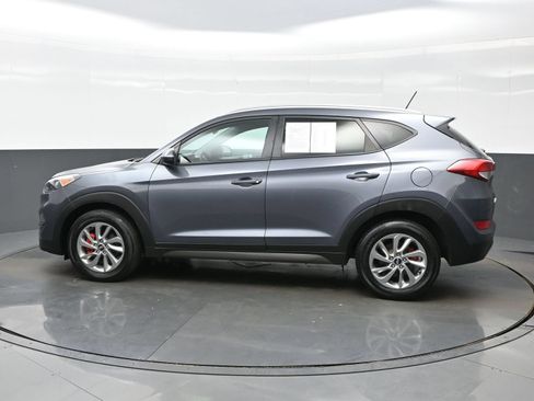 Used 2016 Hyundai Tucson SE w/ Option Group 02 FWD image 3