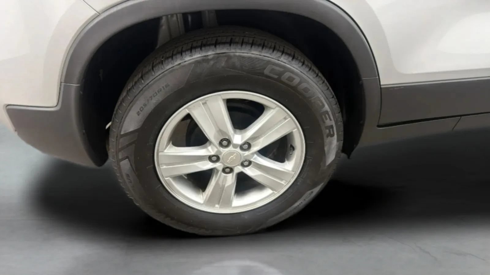 Used 2020 Chevrolet Trax LS w/ Tint and Cruise Package FWD image 26