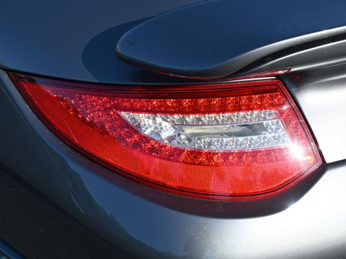 Used 2011 Porsche 911 Turbo S image 18