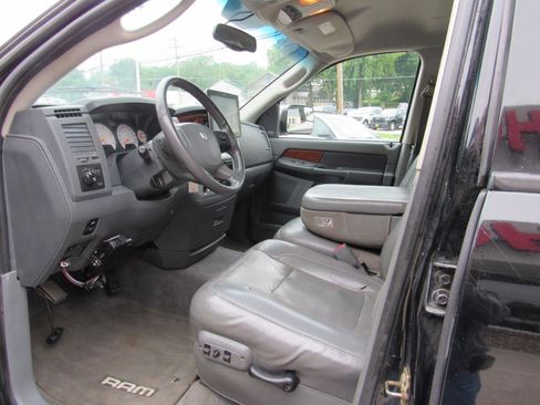 Used 2006 Dodge Ram 2500 Truck Laramie AWD/4WD image 12