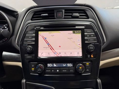Used 2020 Nissan Maxima 3.5 SL w/ Floor Mat Group image 28