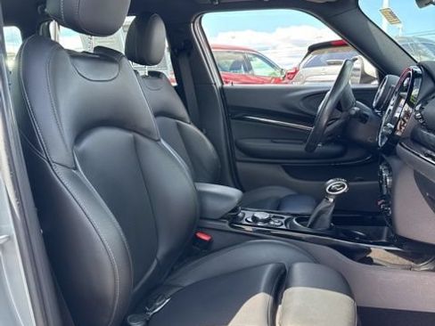 Used 2019 MINI Cooper Clubman ALL4 w/ Signature Upholstery Package AWD/4WD image 13