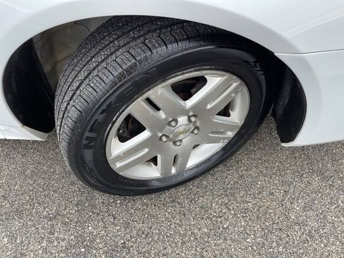 Used 2013 Chevrolet Impala LT image 14