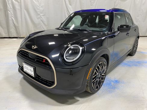 Certified 2025 MINI Cooper S image 1