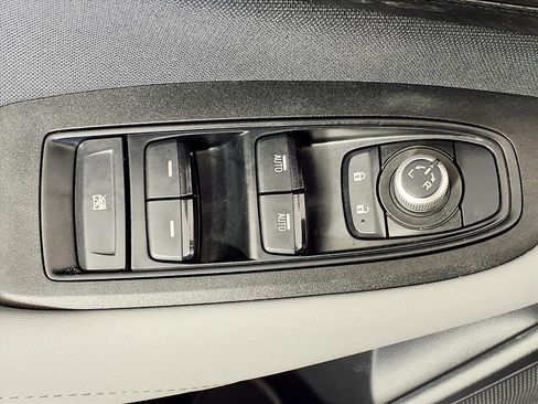 Used 2021 Subaru Outback Premium image 16