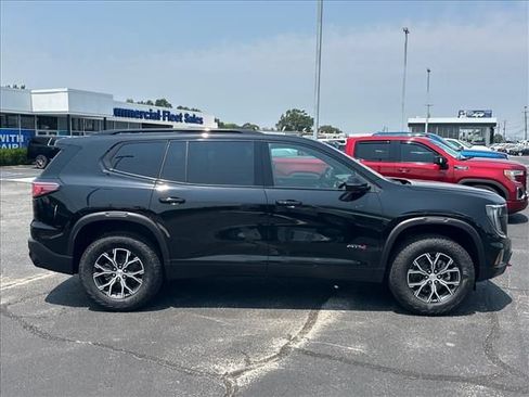 New 2026 GMC Acadia AT4 w/ Luxury Package AWD/4WD image 14