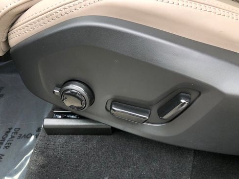 New 2026 Volvo XC90 B6 Ultra w/ Protection Package Premier image 13