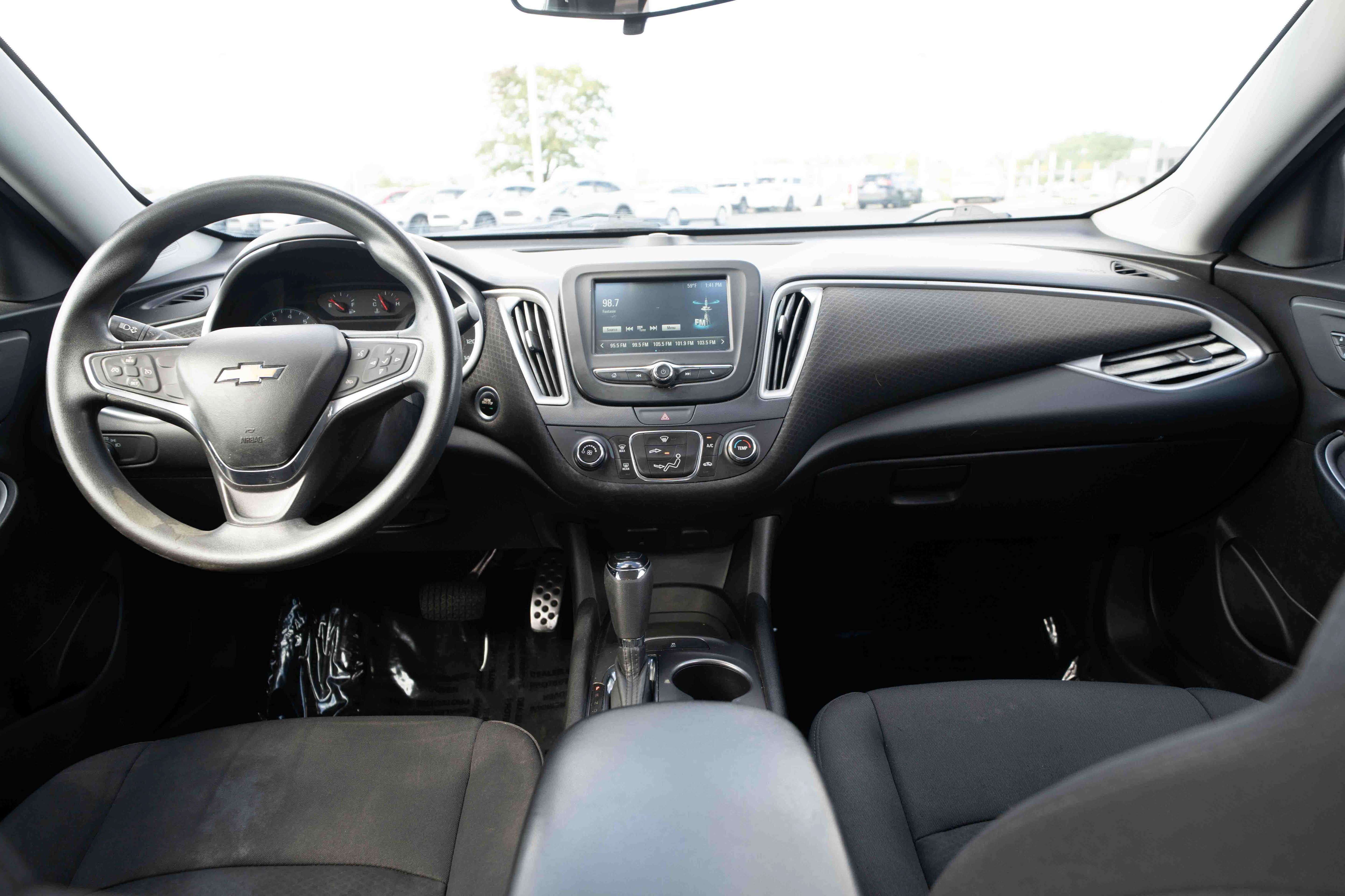 Used 2017 Chevrolet Malibu LS FWD image 20