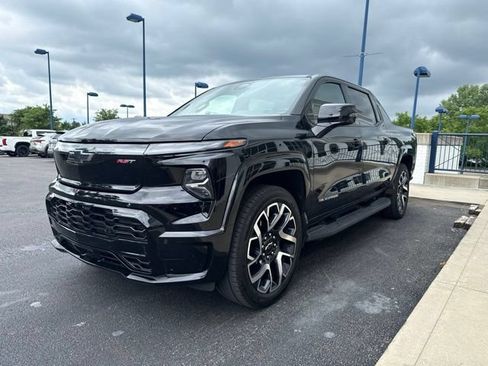 Used 2024 Chevrolet Silverado EV RST AWD/4WD image 1