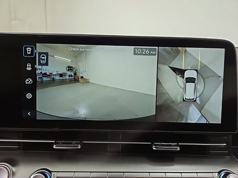 Used 2025 Hyundai Kona Limited image 22
