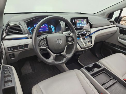 Used 2023 Honda Odyssey Touring image 14