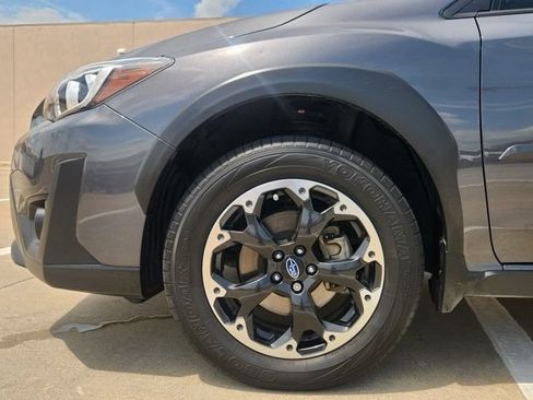 Used 2022 Subaru Crosstrek 2.0i Premium w/ Moonroof Package AWD/4WD image 8