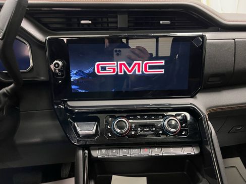 New 2026 GMC Sierra 2500 AT4 w/ Max Trailering Package AWD/4WD image 12